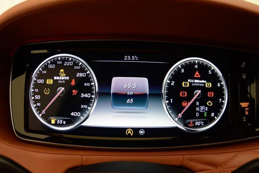 Панель приборов Mercedes-Maybach Rocket 900 by Brabus 2016 года  (фото 41 из 48)